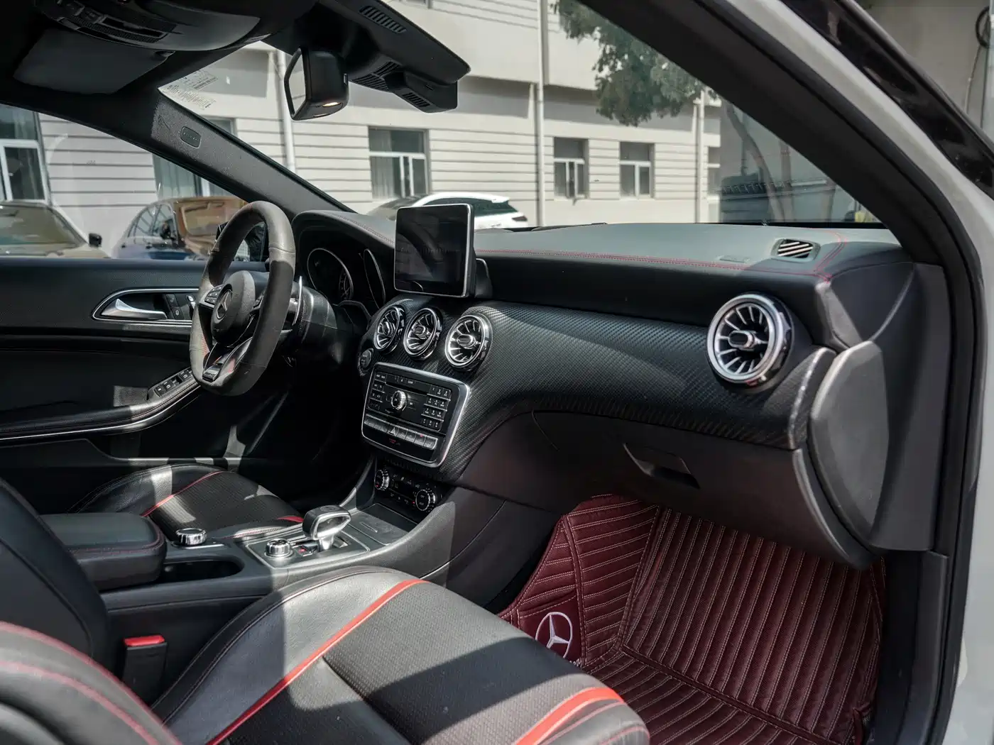 Mercedes-Benz A-Class AMG (Import) 2016 AMG A 45 4MATIC фото 15