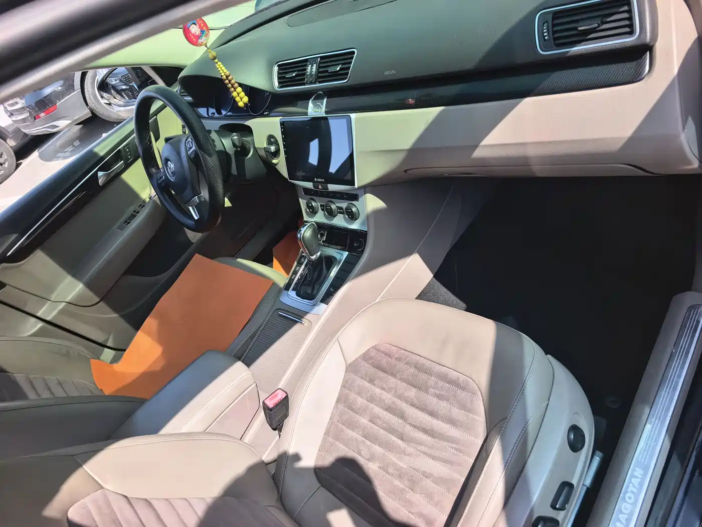 Volkswagen Magotan 2015 1.8TSI Luxury фото 8