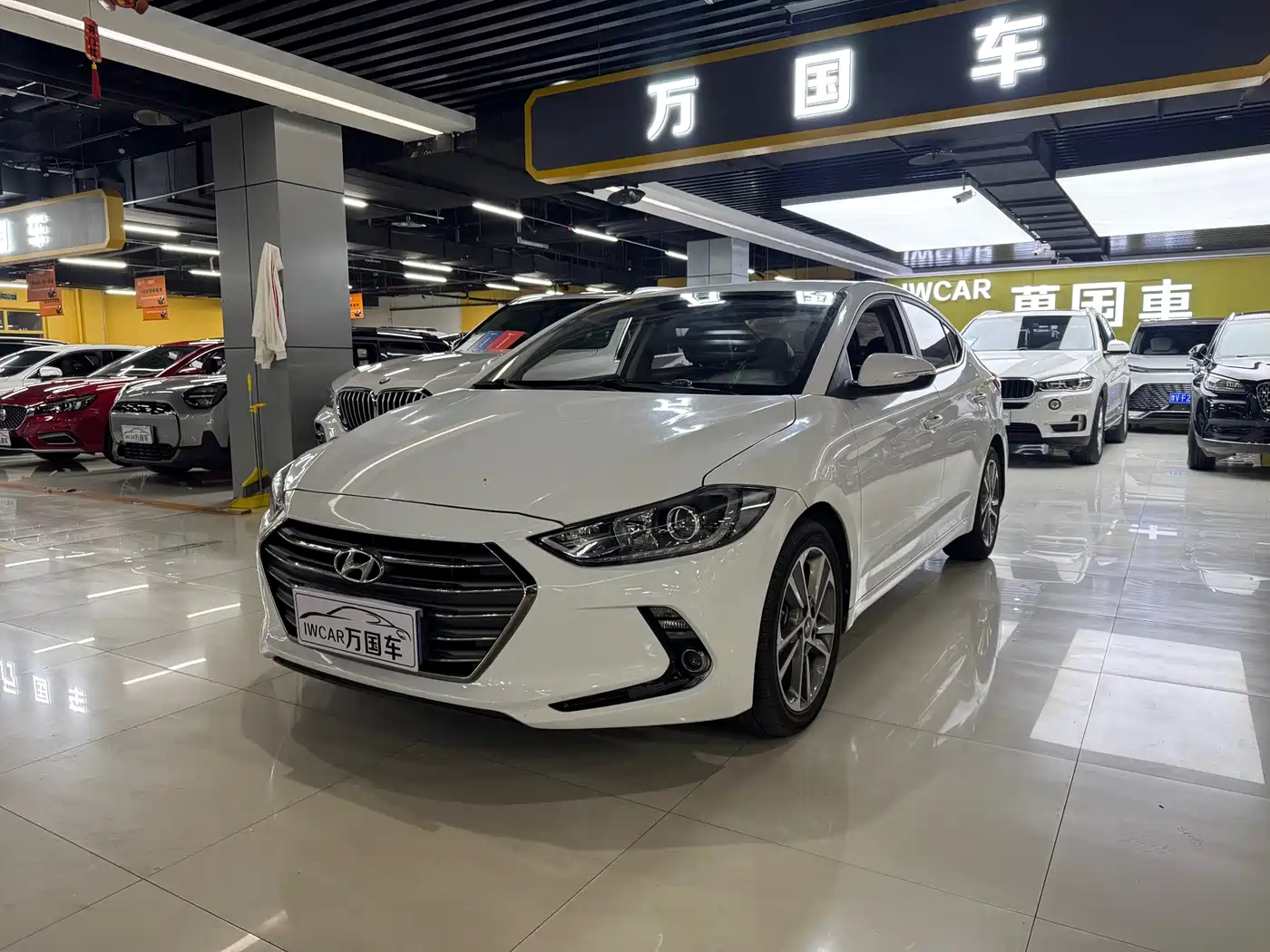 Hyundai Elantra 2016 Model 1.6L Automatic Smart Elite фото 2