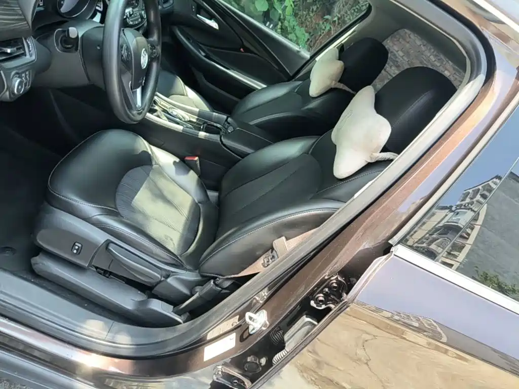Фото 7 - Buick Envision Plus