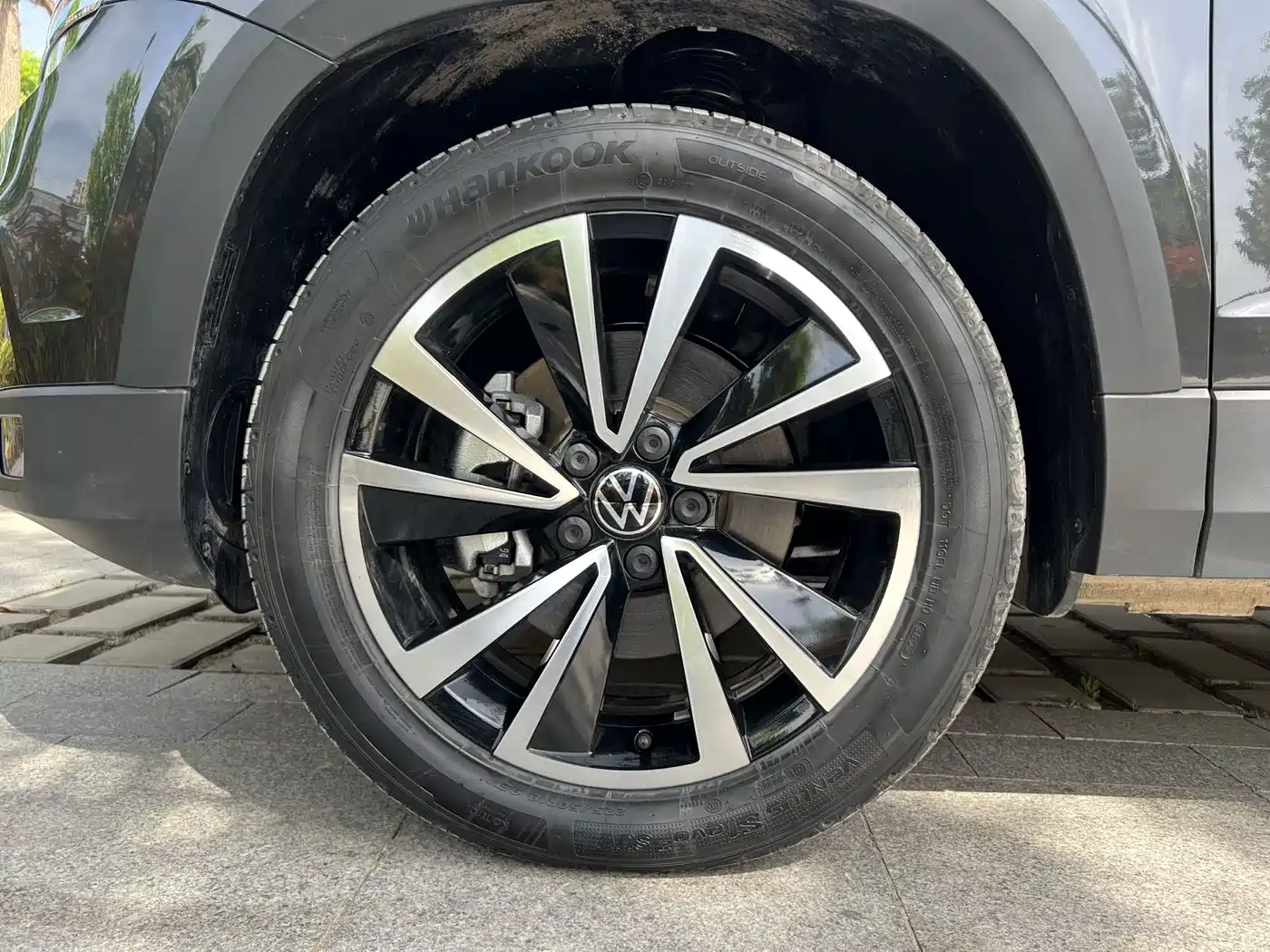 Volkswagen Tharu 2022 280TSI FWD Luxury Edition фото 24