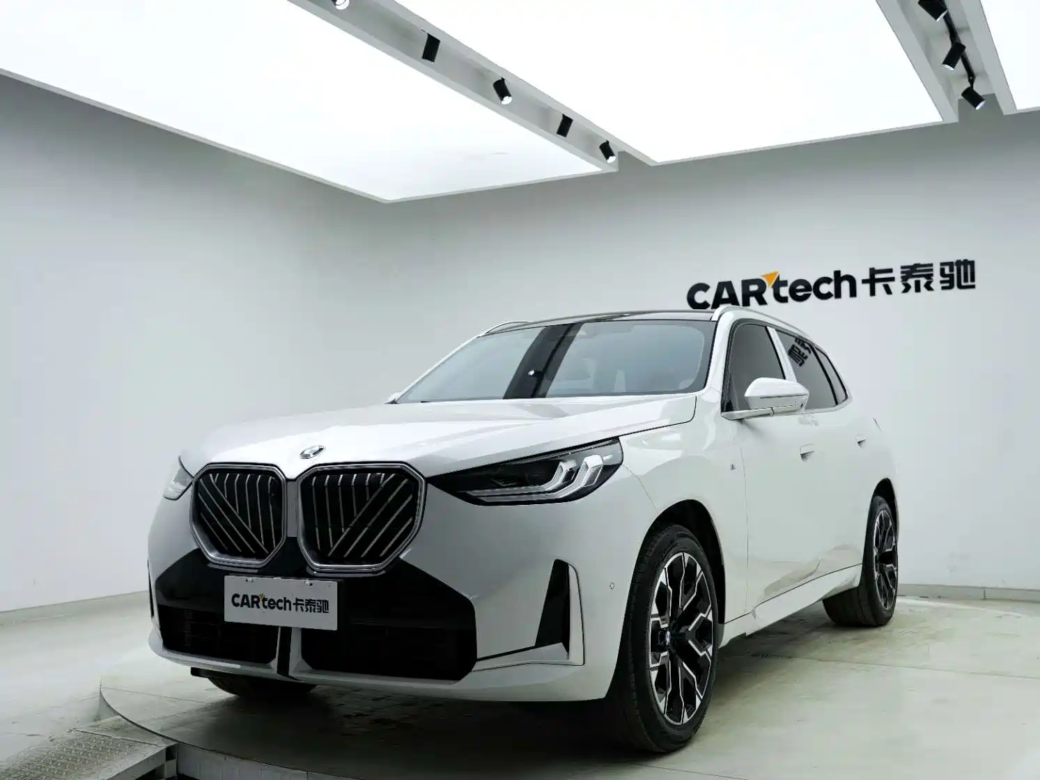 Фото 8 - BMW X3