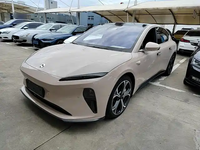NIO ET5 2023