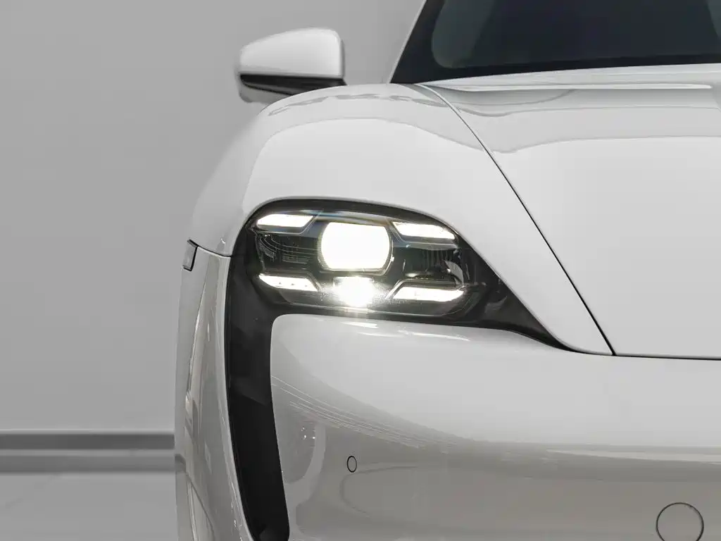 Porsche Taycan 2020 2019 Taycan Turbo
