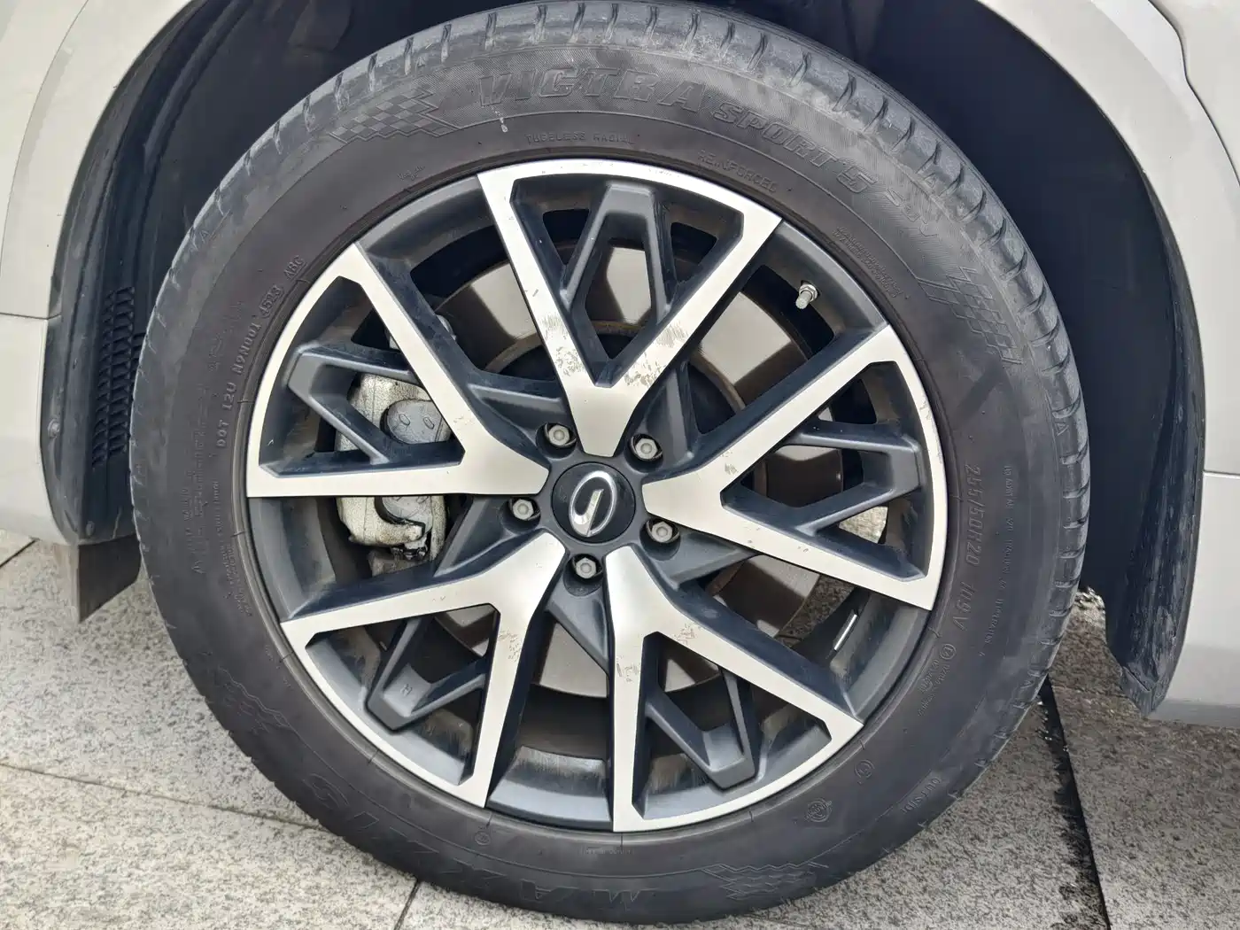 GAC Trumpchi Trumpchi ES9 2024 PHEV 143km Pro фото 18