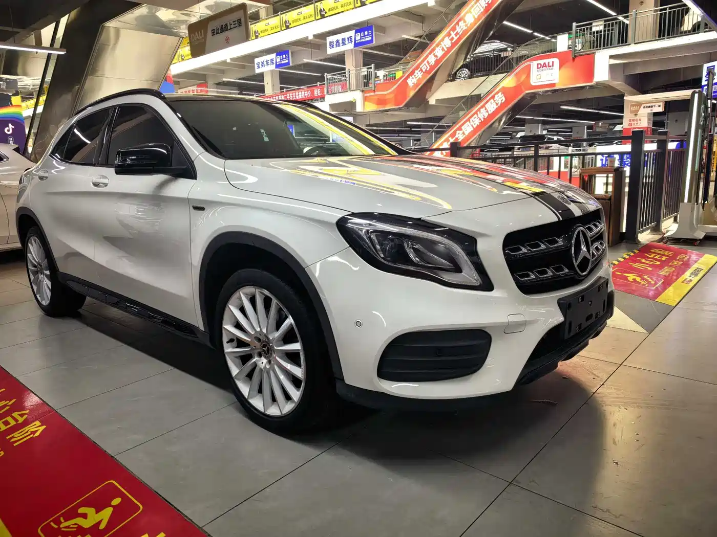 Mercedes-Benz GLA 2018 GLA 200 Polar Limited Edition фото 3
