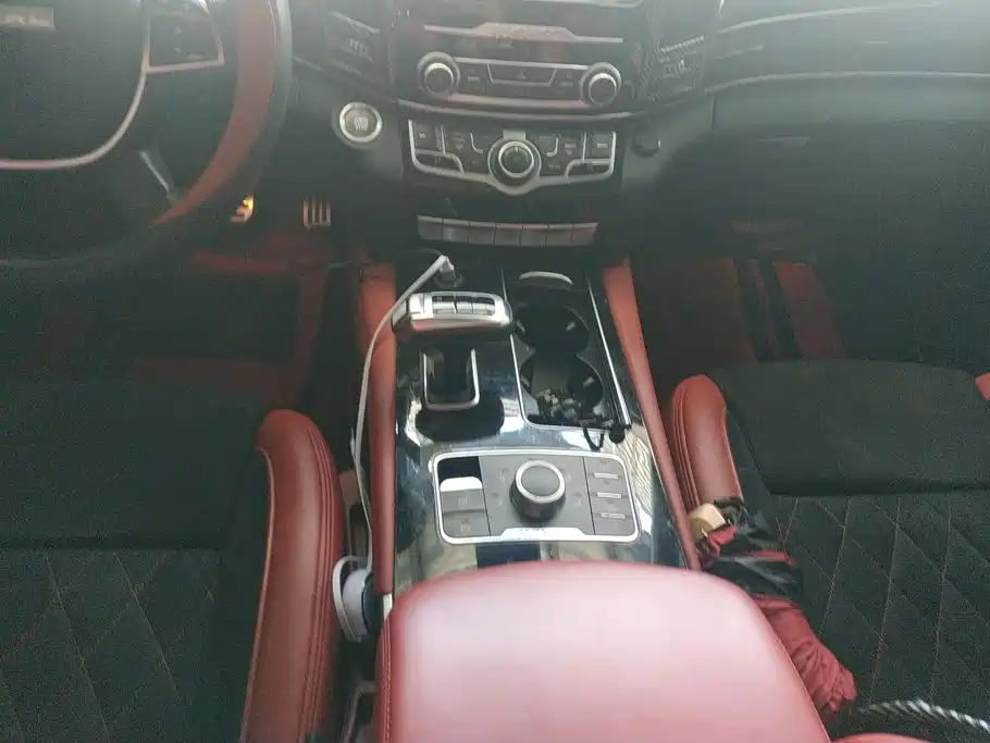 Фото 16 - Haval H9