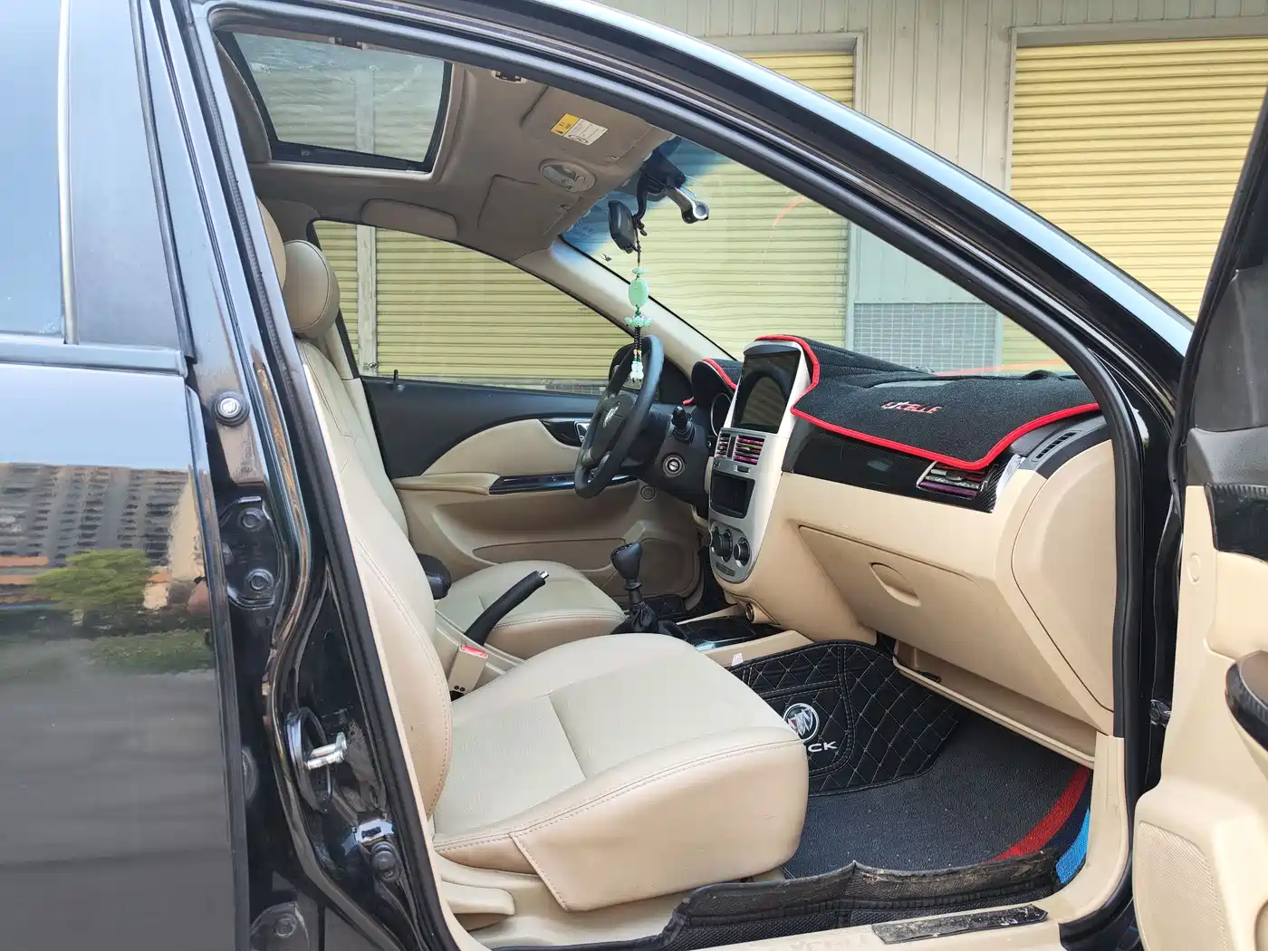 Buick Excelle 2013 1.5L Manual Classic Edition фото 11