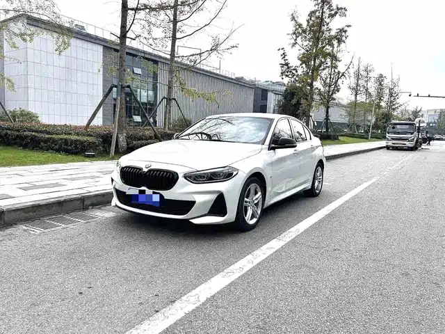 BMW 1 Series 2023