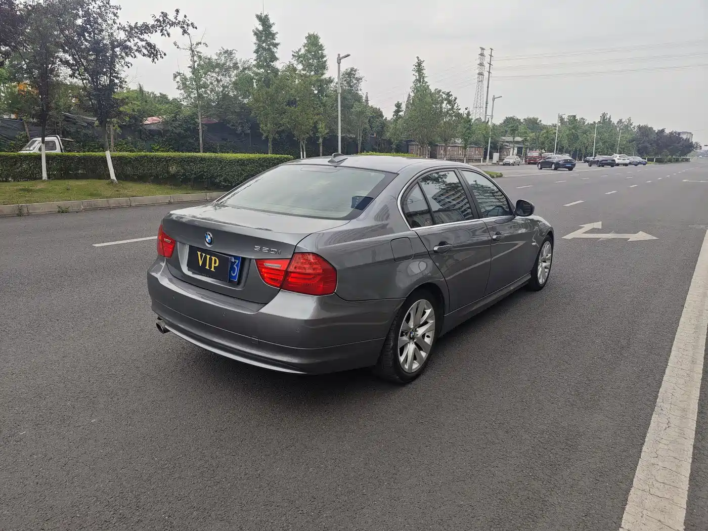 BMW 3 Series (Import) 2010 320i Luxury фото 7