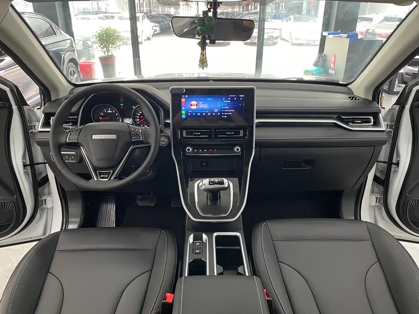 Haval M6 2023 PLUS 1.5T DCT Luxury Smart Connect фото 8
