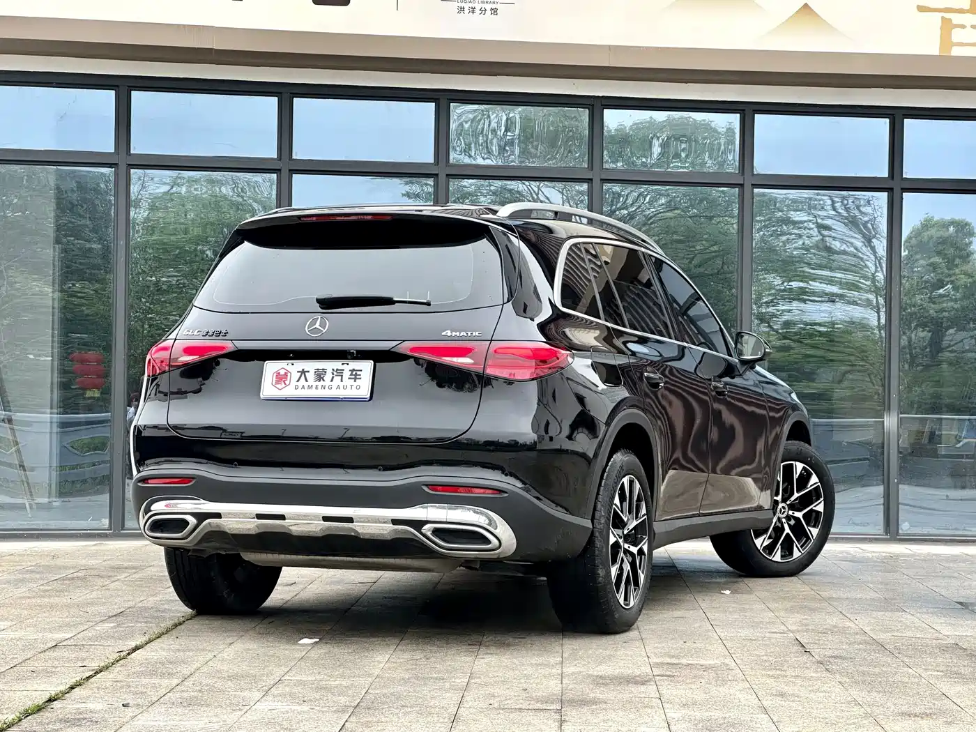 Mercedes-Benz GLC 2023 GLC 260 L 4MATIC Sport 5-seater фото 12