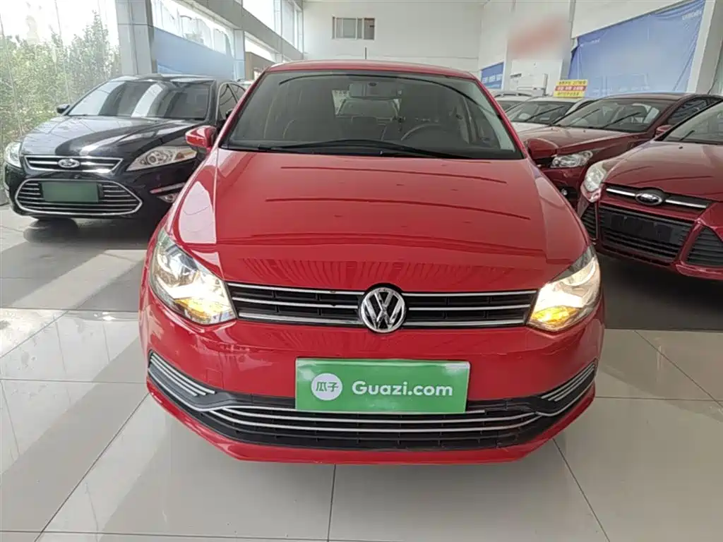 Volkswagen Polo 2016 1.4L Automatic Trend фото 3