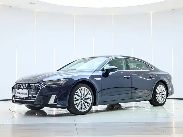 AUDI A7L