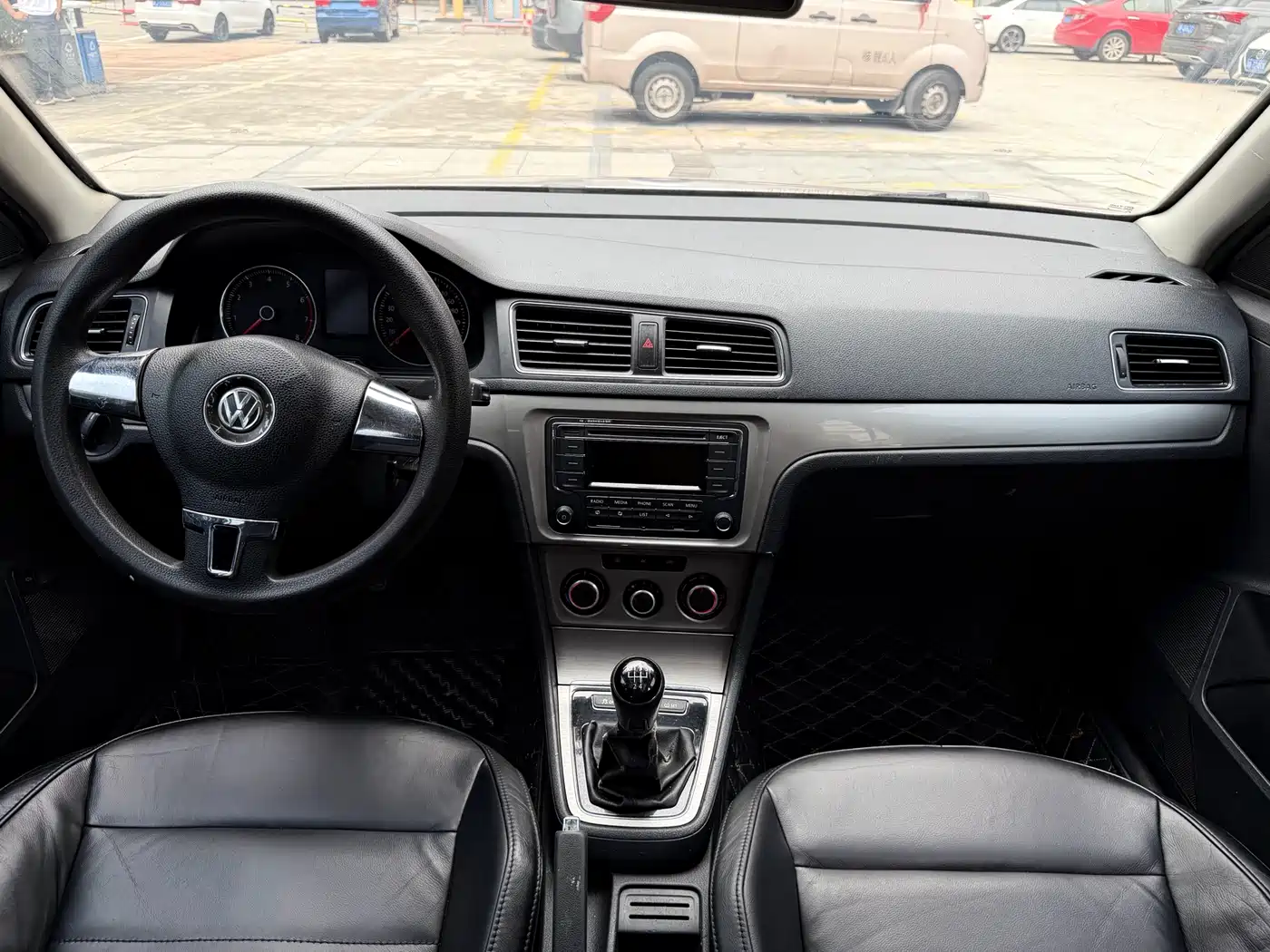 Volkswagen Lavida 2013 1.4TSI Manual Comfort Edition фото 7