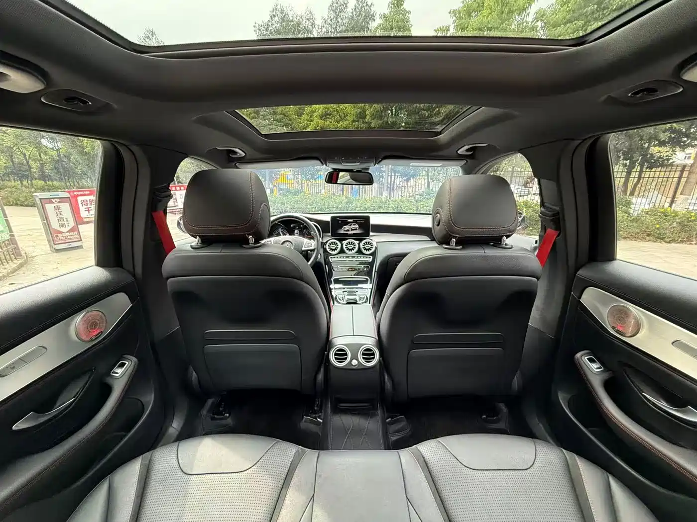 Mercedes-Benz GLC AMG 2017 AMG GLC 43 4MATIC фото 24