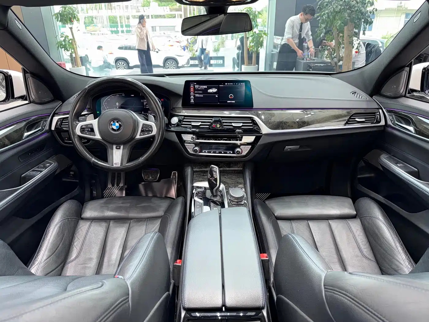 BMW 6 Series GT 2020 630i M Sport Package фото 7