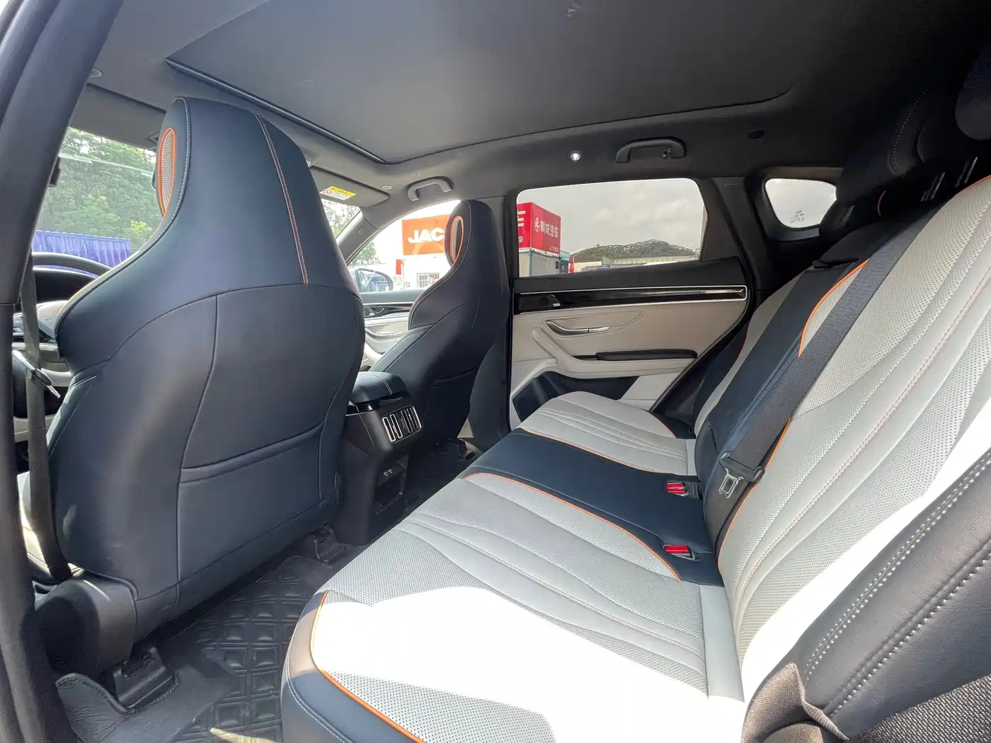 BYD Song PLUS PHEV 2021 DM-i 110KM Flagship PLUS фото 13