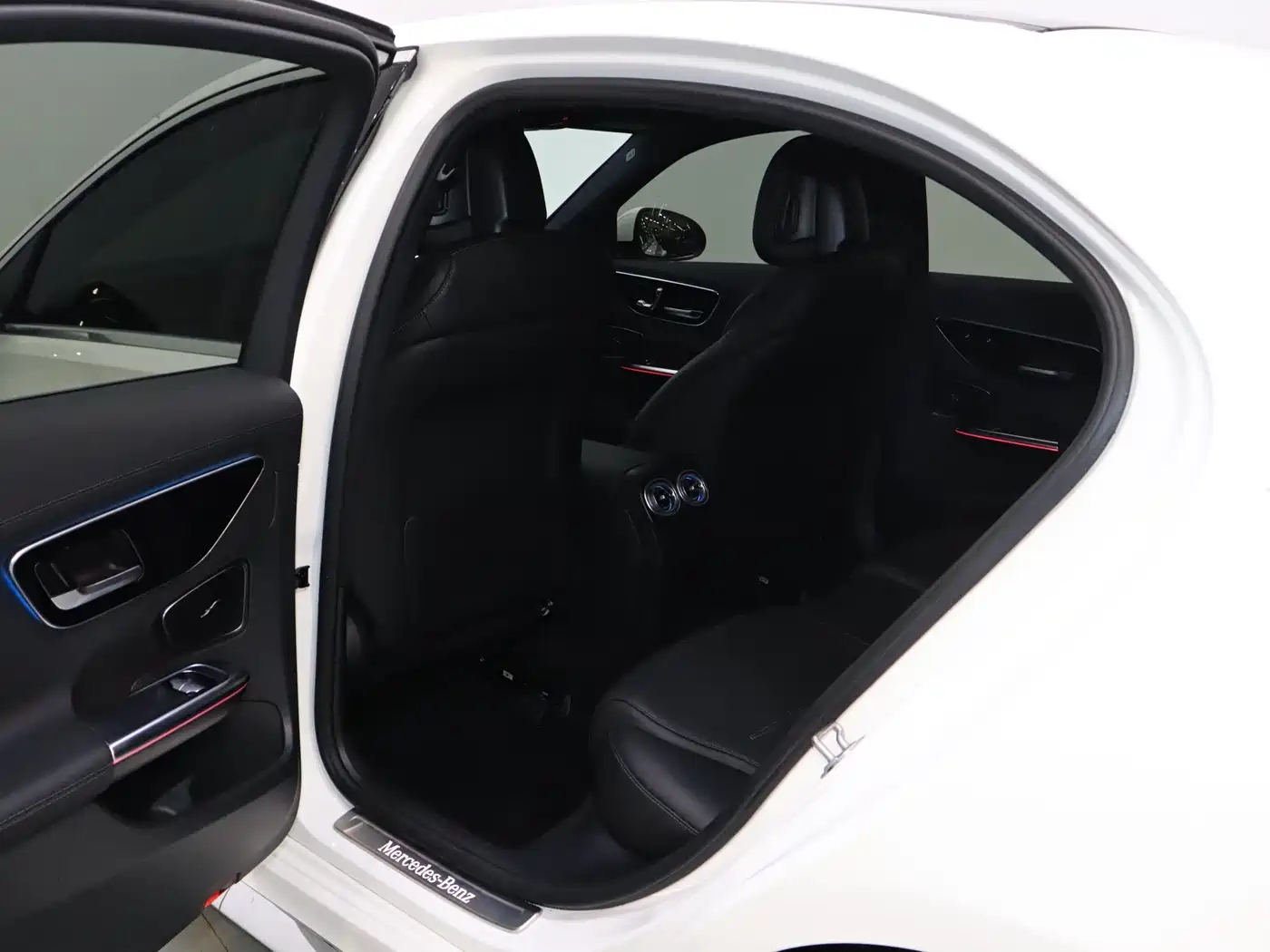 Mercedes-Benz C-Class 2022 C 260 L Sport Edition фото 15