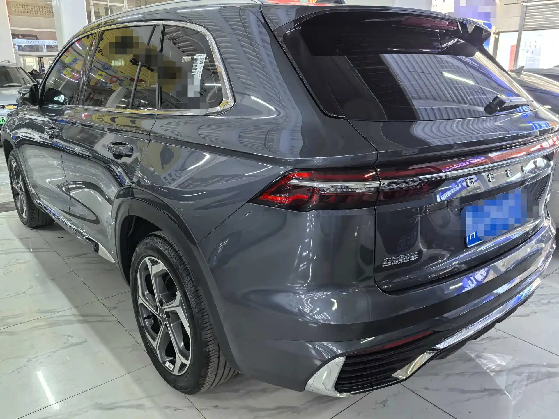Фото 4 - Geely Monjaro