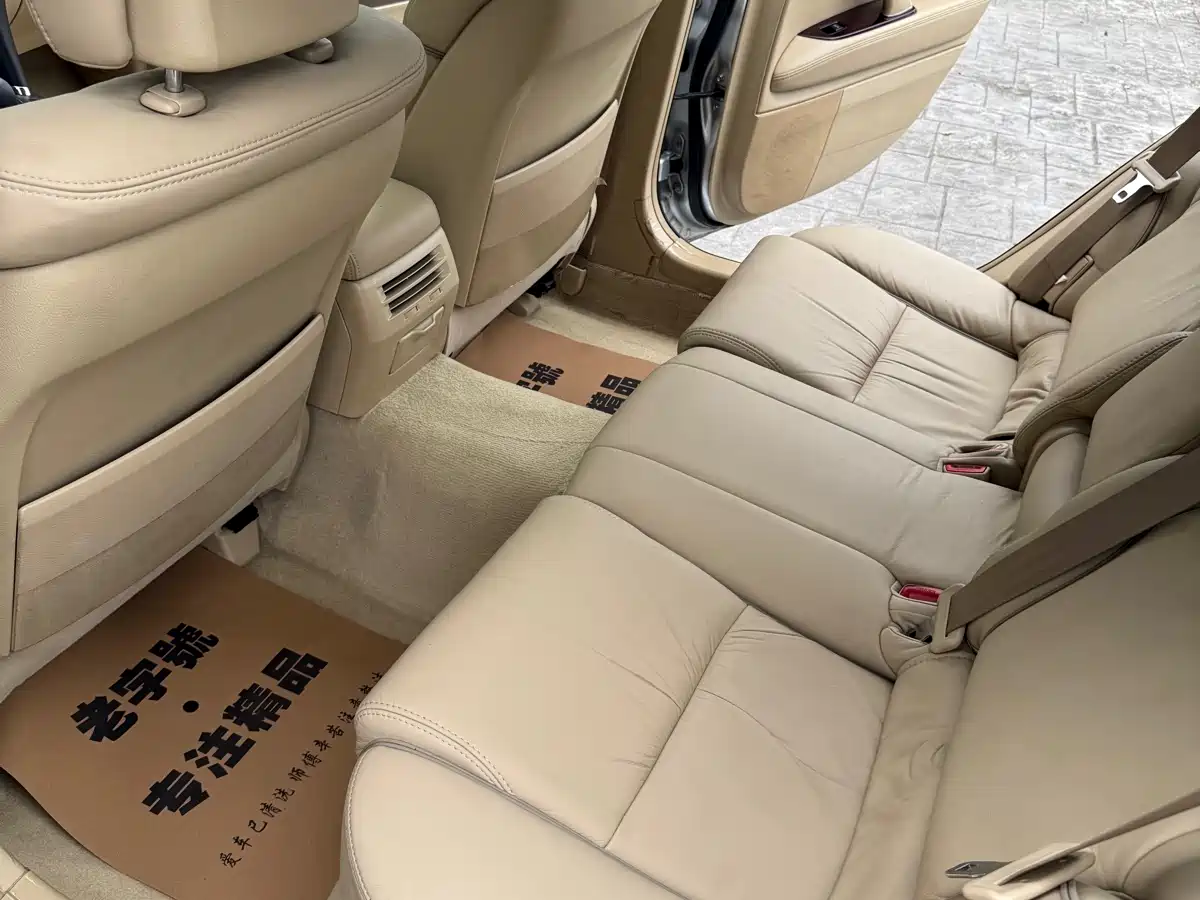Toyota Reiz 2008 2.5S Special Commemorative Edition фото 14