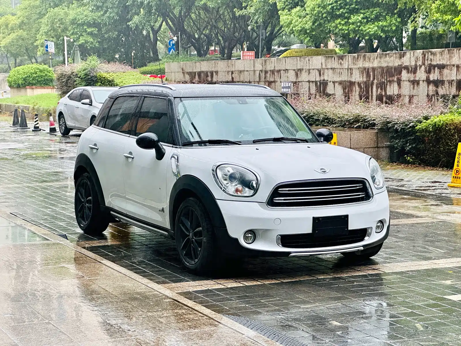 Photo 3 - MINI COUNTRYMAN