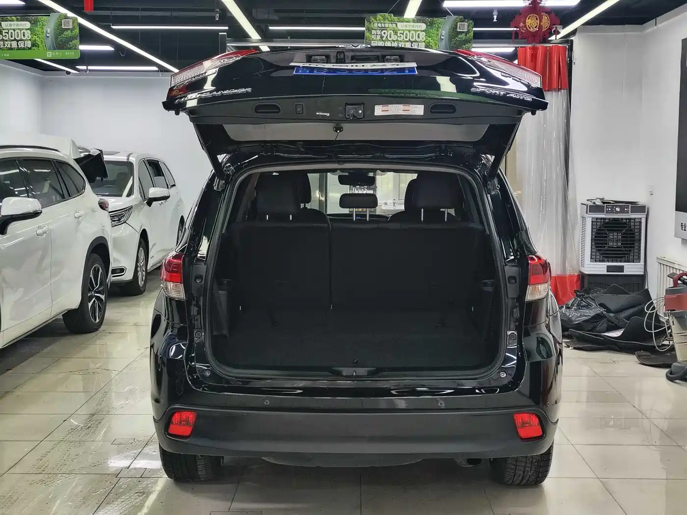 TOYOTA HIGHLANDER