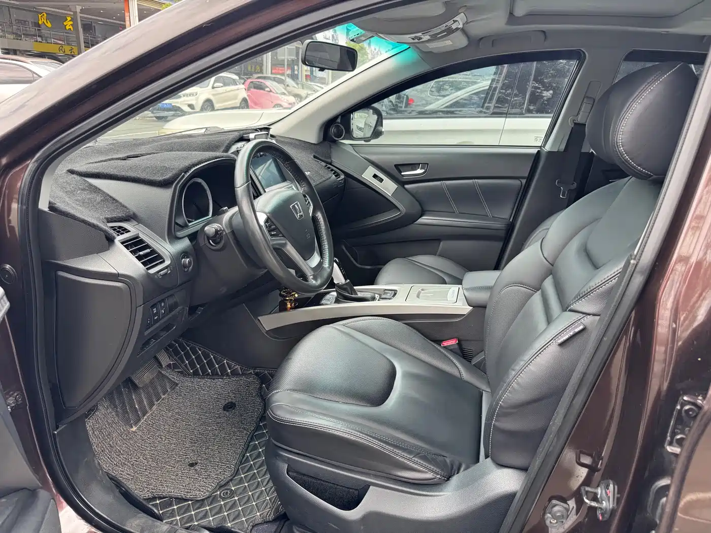 Luxgen U6 SUV 2016 2015 1.8T Intelligent Premium