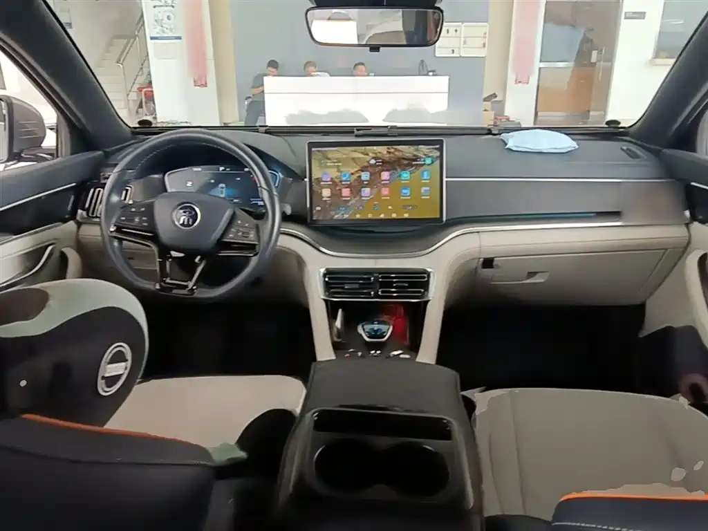 BYD Song PLUS PHEV 2021 DM-i 110KM Flagship фото 10