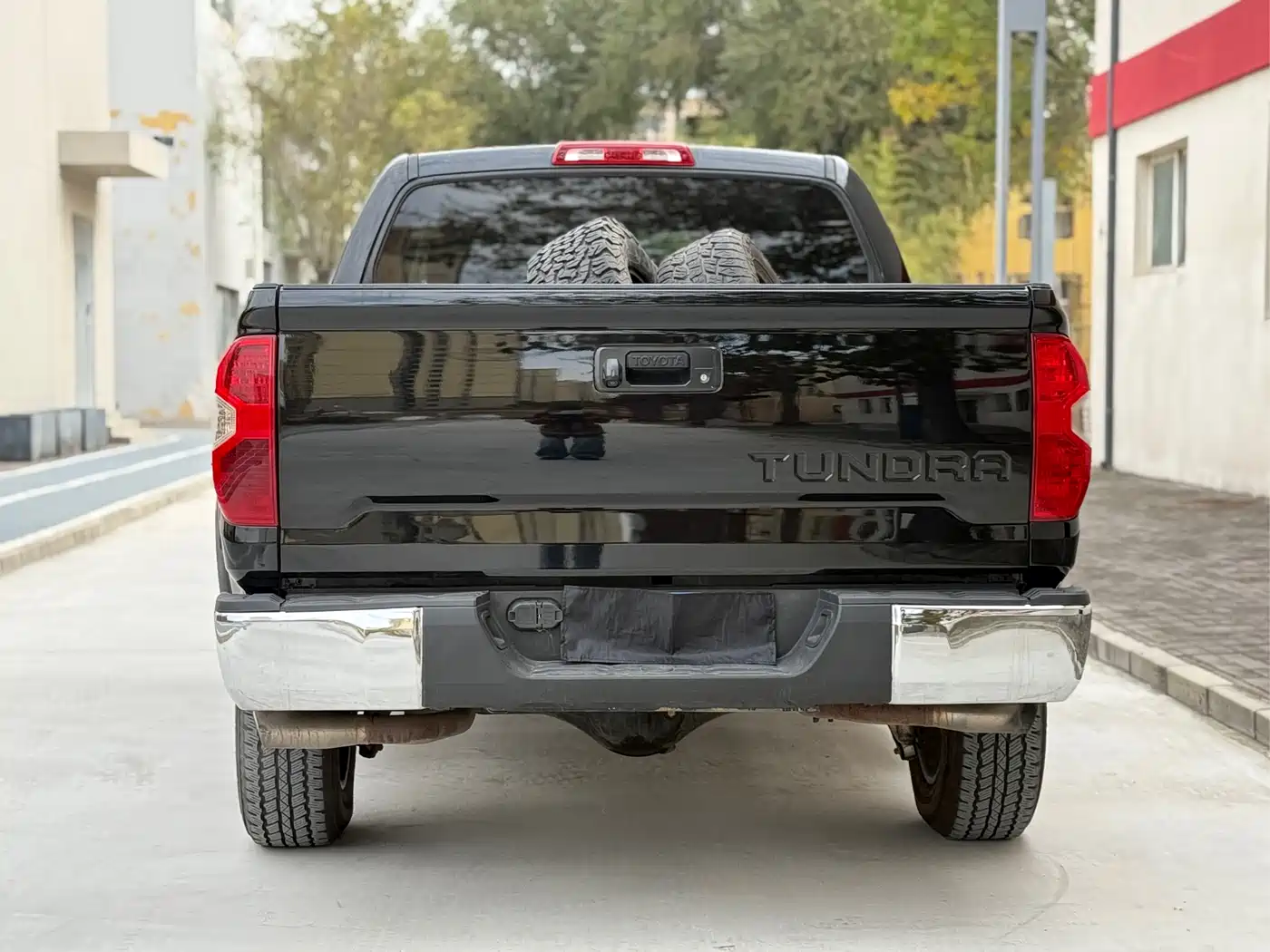 Toyota Tundra 2014 5.7L TRD Pro фото 5