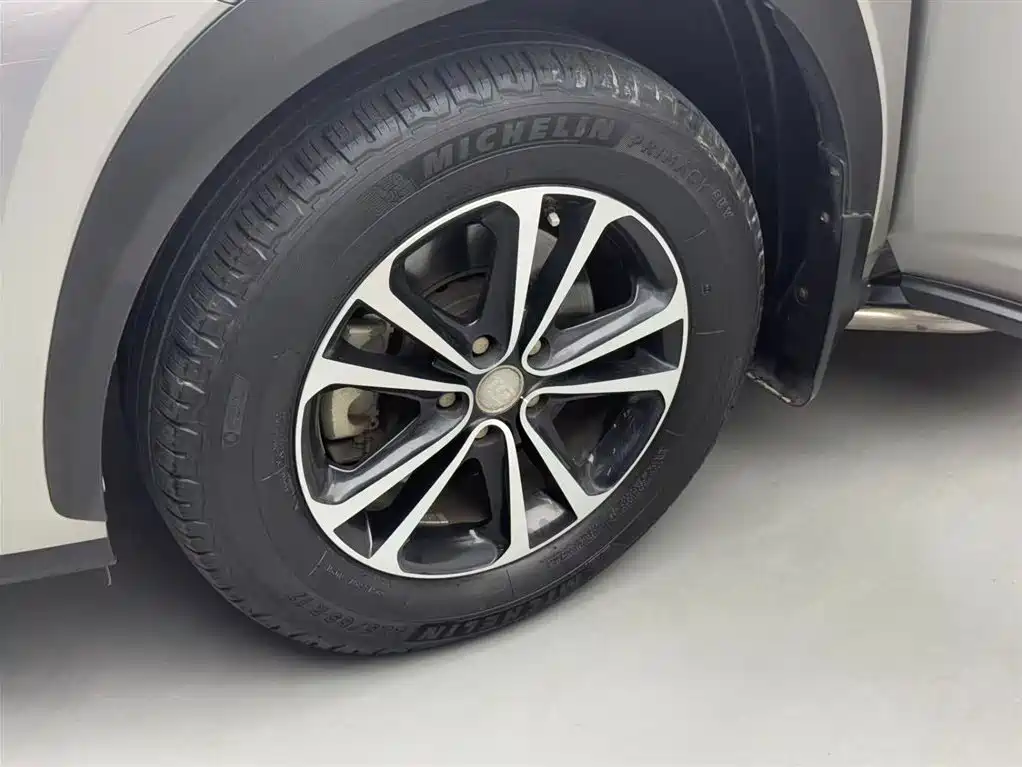 Lexus NX 2015 200 FWD Premium фото 14