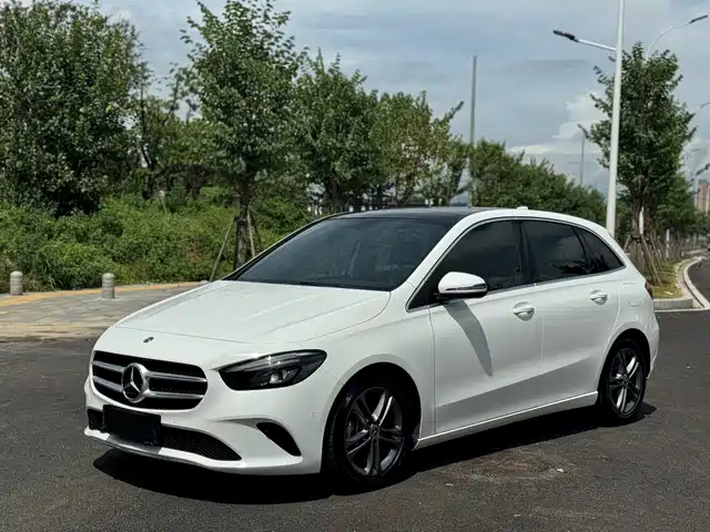Mercedes-Benz B-Class 2020