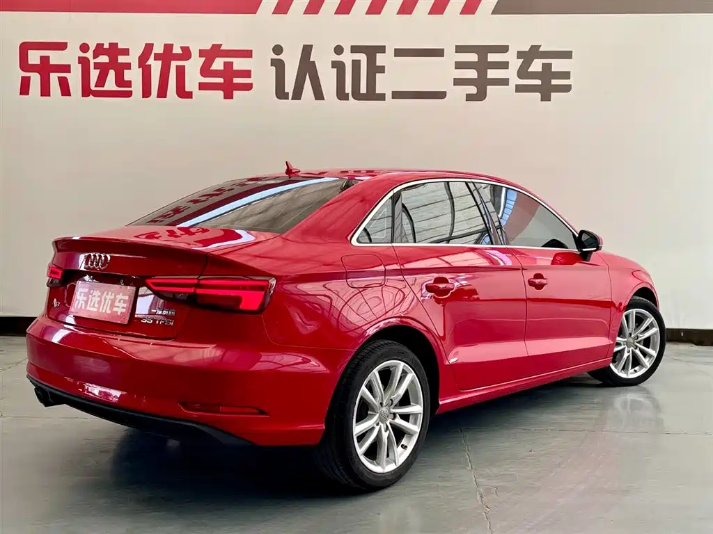 Audi A3 2018 30th Anniversary Limousine 35 TFSI Progressive фото 5