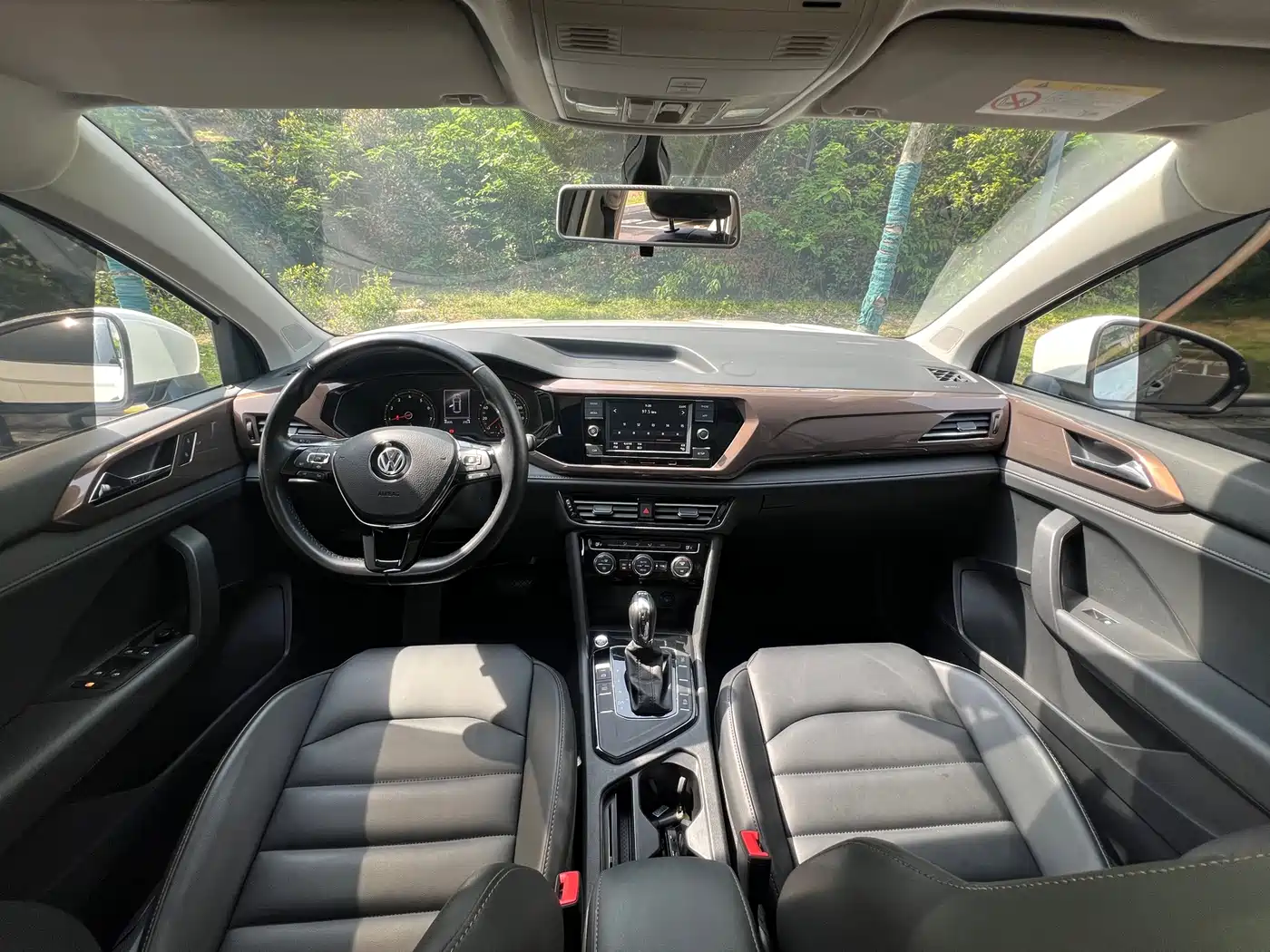 Volkswagen Tharu 2020 280TSI 2WD Comfort Edition China VI фото 8