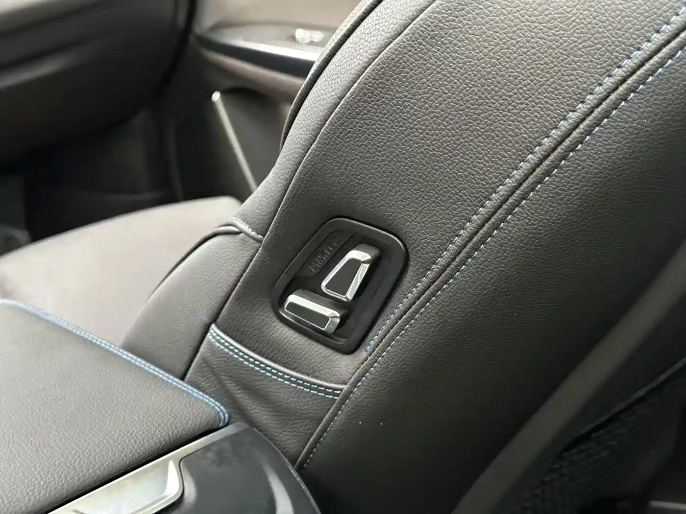 Lynk & Co 01 EM-P 2019 2018 1.5T PHEV Jin Pro China V