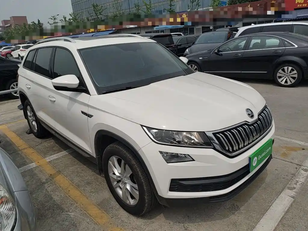 Škoda Kodiaq 2017 TSI330 5-seater 2WD Luxury Edition фото 4