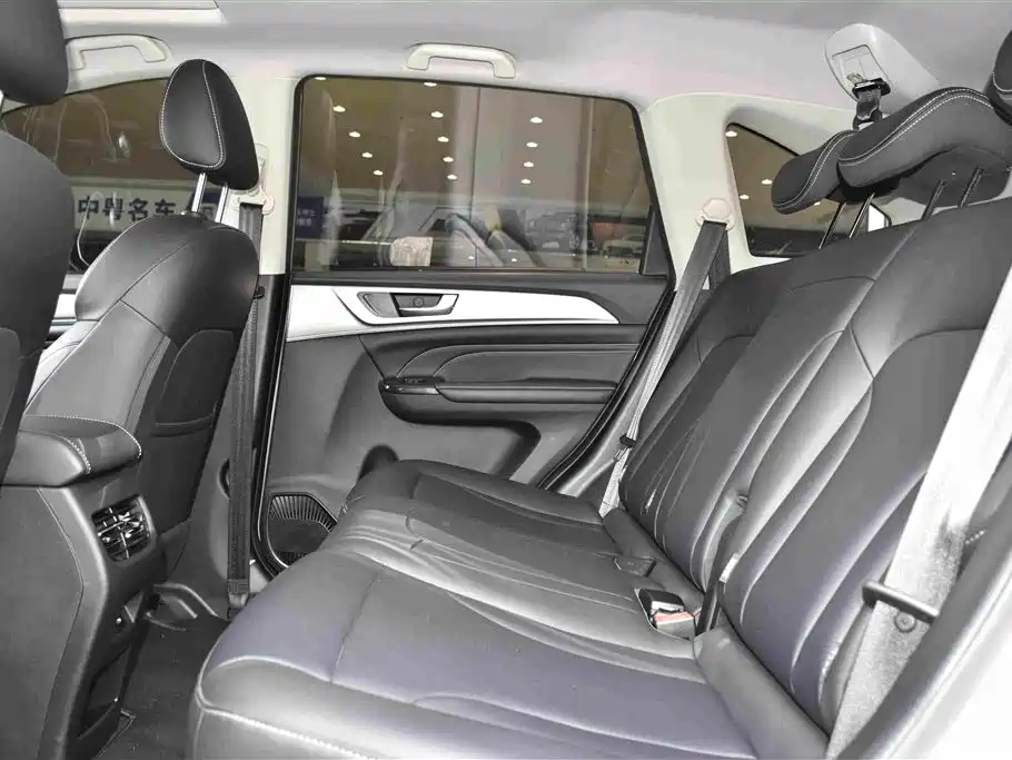 Фото 7 - Haval M6