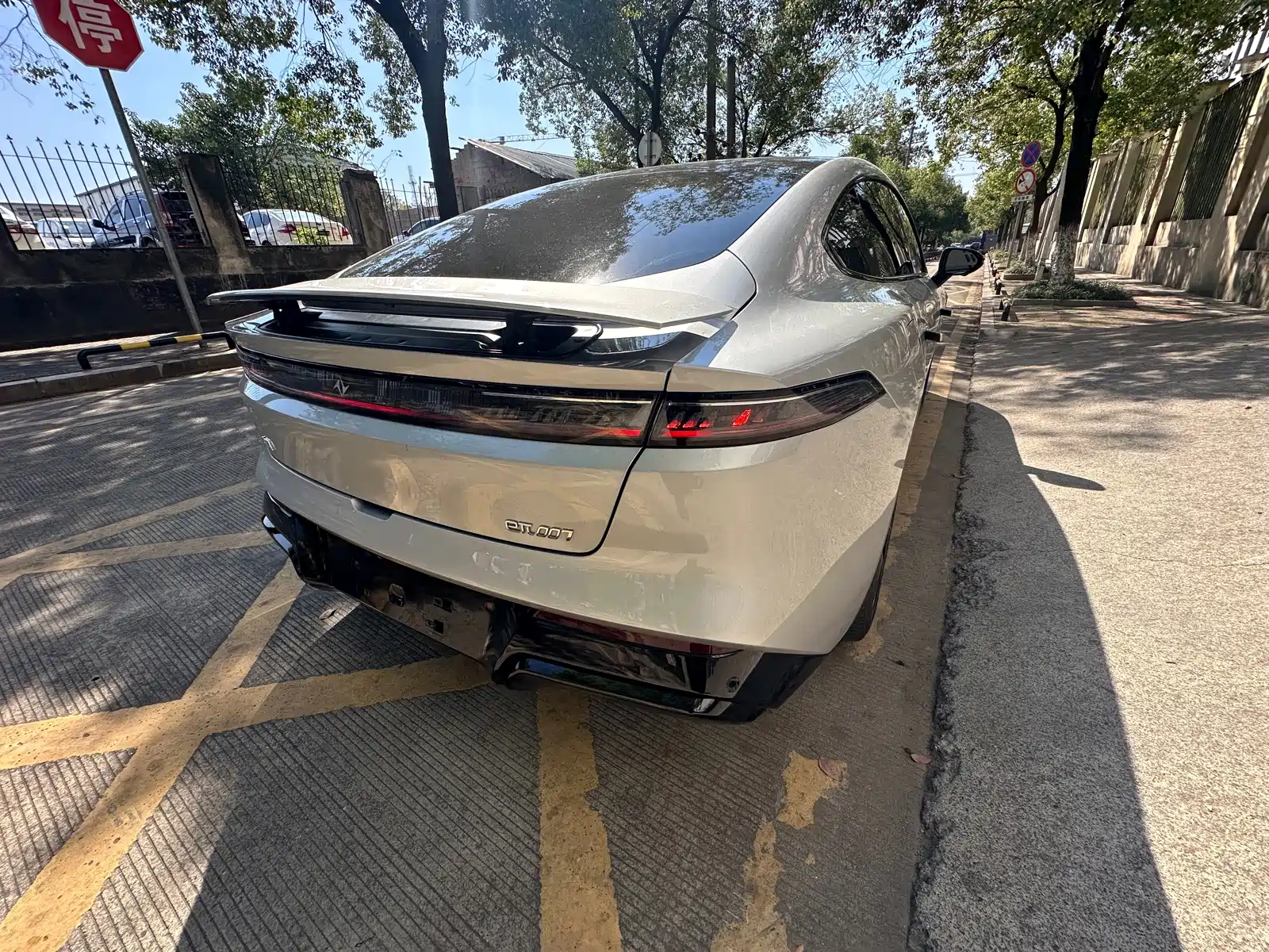 Фото 5 - Dongfeng Yipai eπ007