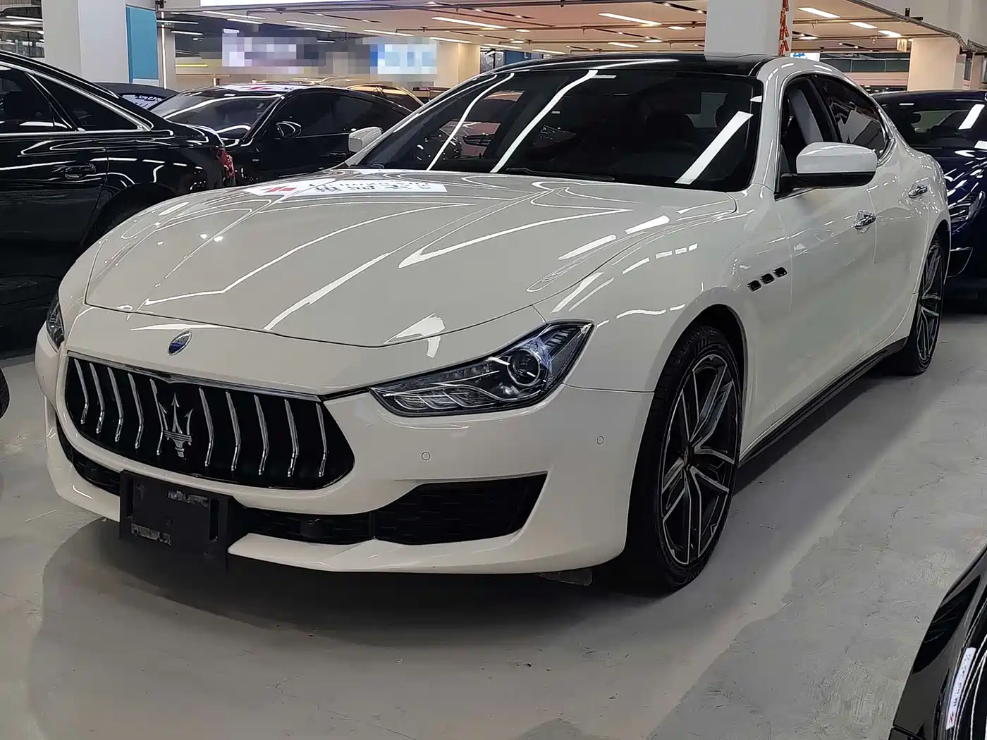 MASERATI GHIBLI