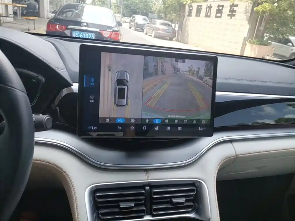 BYD Song PLUS PHEV 2021 DM-i 110KM Flagship PLUS фото 13