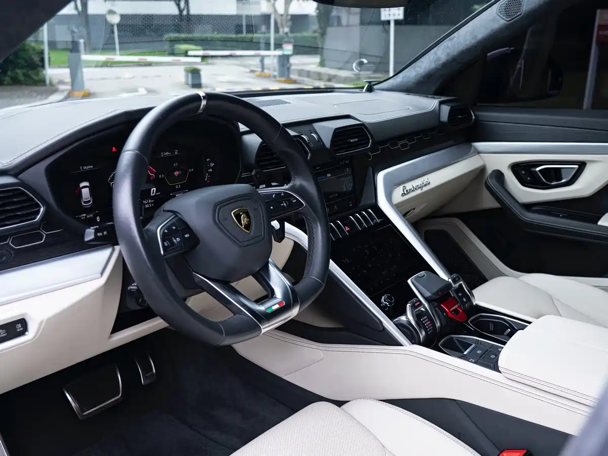 Lamborghini Urus 2019 2018 4.0T V8