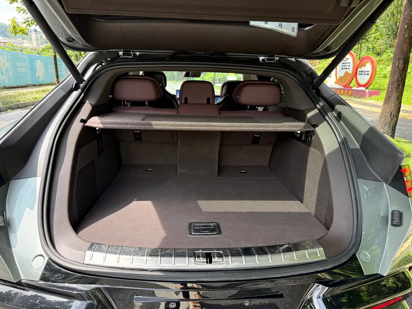 Denza Z9GT 2026 2024 Model 1100 AWD Pro Edition