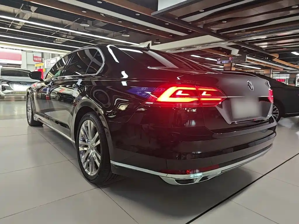 Volkswagen Phideon 2023 2021 380TSI Premium Edition