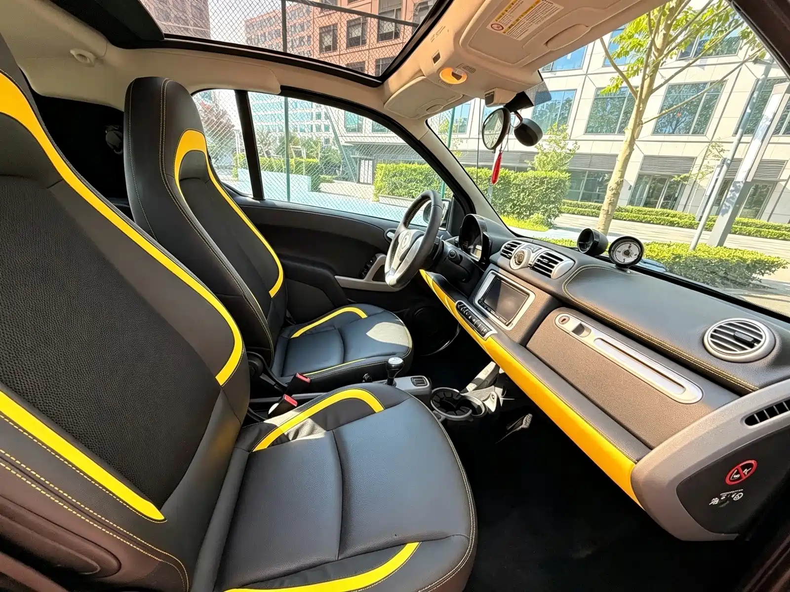 Photo 8 - smart fortwo