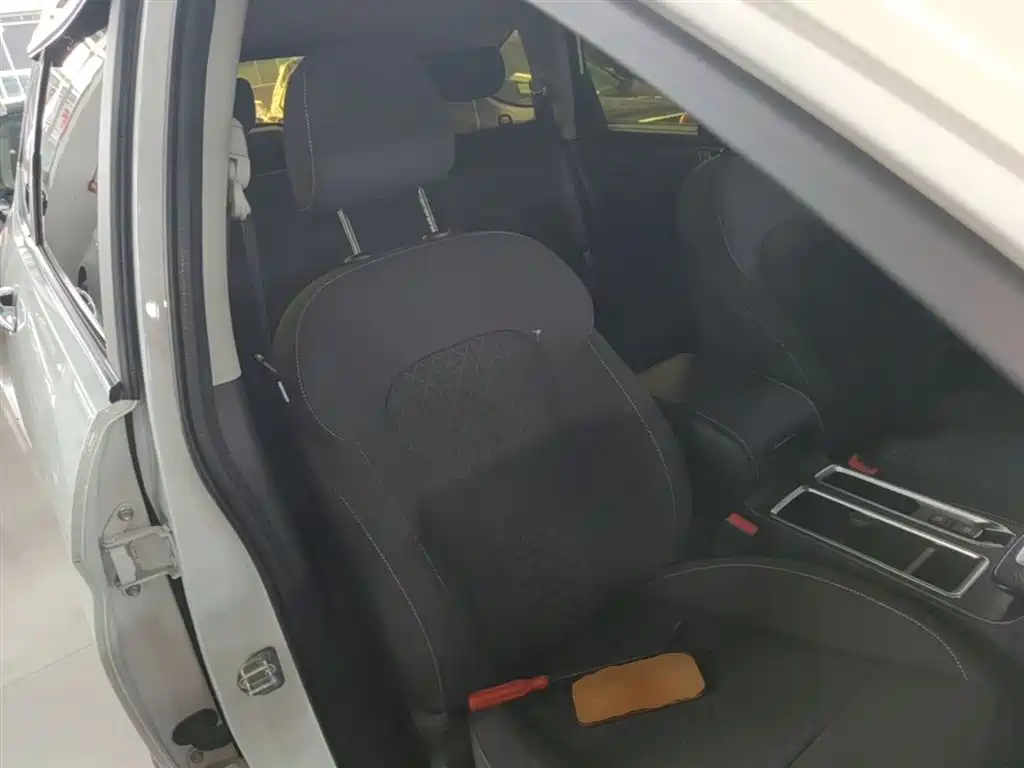 Haval M6 2021 PLUS 1.5T DCT Elite Smart Connect фото 25