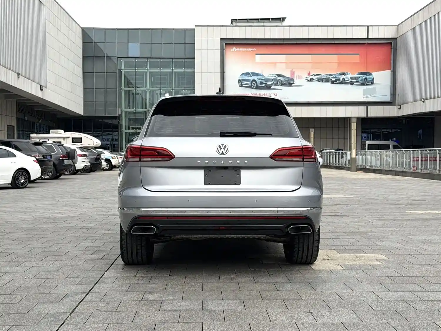 Фото 9 - Volkswagen Touareg