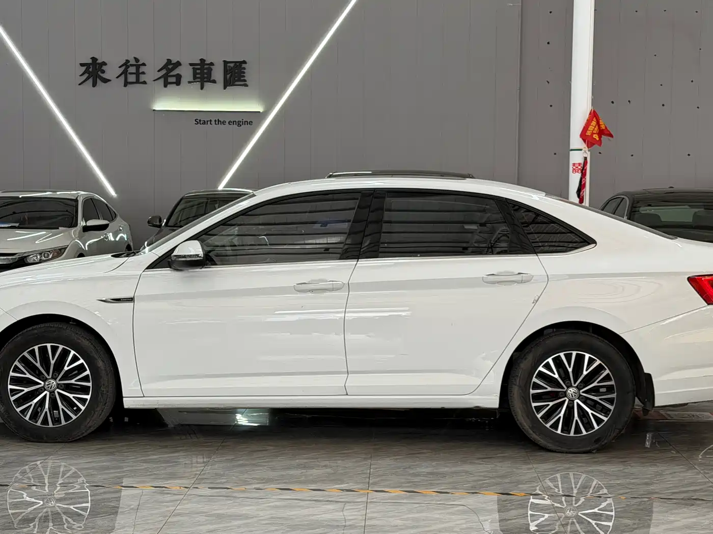 Volkswagen Sagitar 2021 280TSI DSG Comfort Smart Connect Edition фото 3