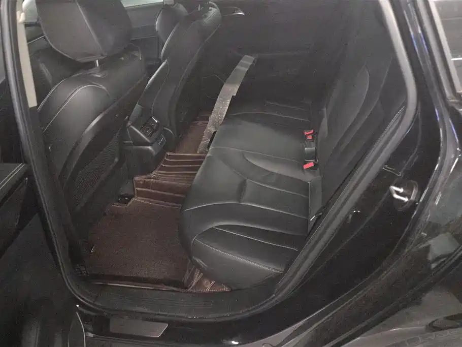 Hongqi H5 2019 30TD Agile Edition фото 11