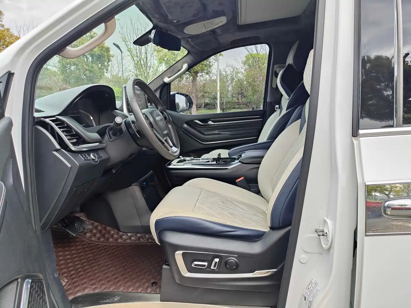 SAIC MAXUS CHASE G20