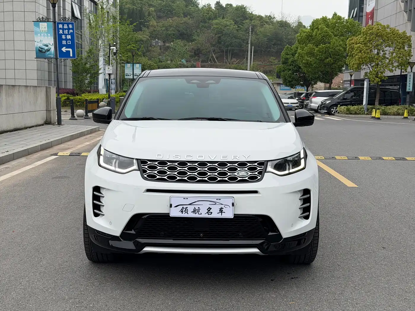 LAND ROVER DISCOVER SPORTS